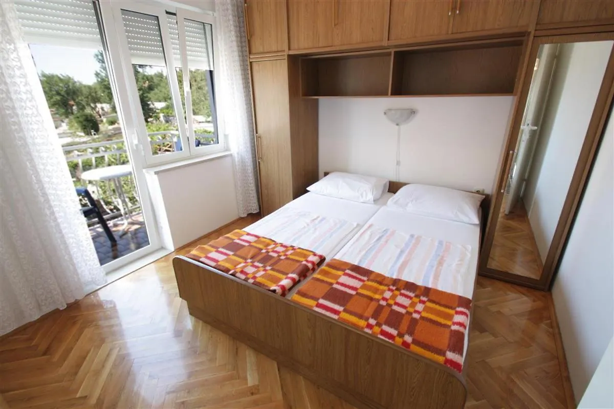 Johann I Crikvenica Apartment